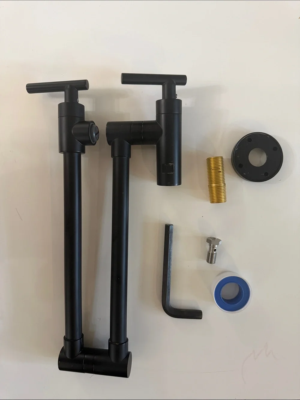 Matte Black Wall-Mount Pot Filler / Faucet